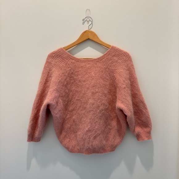 Ba&sh Fill Sweater twist back fuzzy alpaca peach
Size XS - Picture 5 of 9